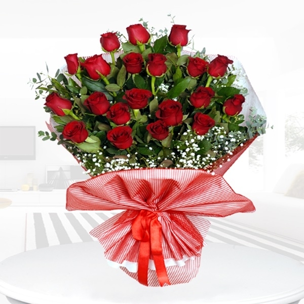 20 rote rosen bouguet